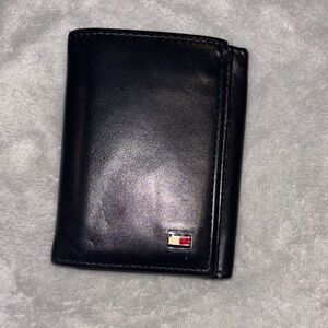 Tommy Hilfiger Black Leather Card Holder
